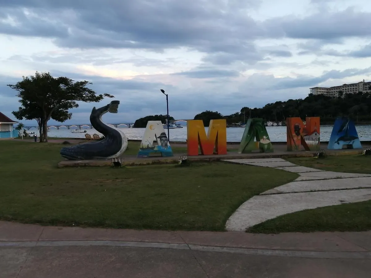 アパート Las Colinas De Samana ドミニカ共和国